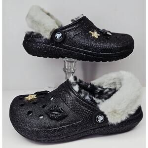 Crocs Women 7 Winter Slide